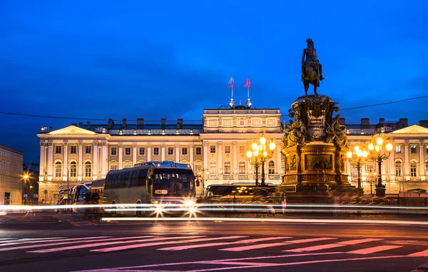 Night square in Saint Petersburg — Stock Photo, Image