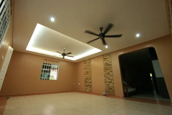 modern ve sade bir ev iç