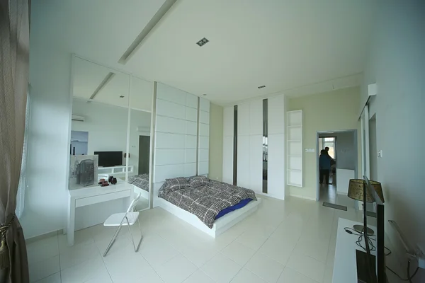 modern ve sade bir ev iç