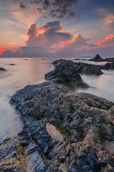 The Rock at Sunrise — Stock Photo, Image
