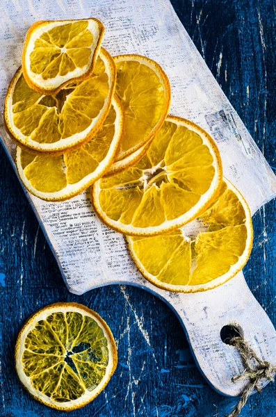 kurutulmuş portakal dilimleri