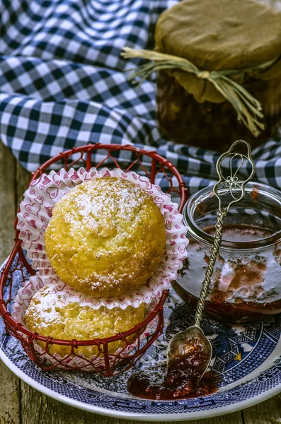 yumurta ve Paskalya kek