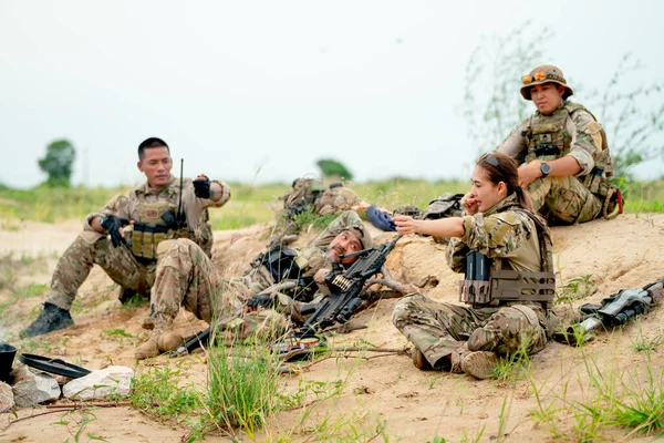 Group Military Soldier Stay Relax Prepare Fight Enemy Battle Field — Fotografia de Stock
