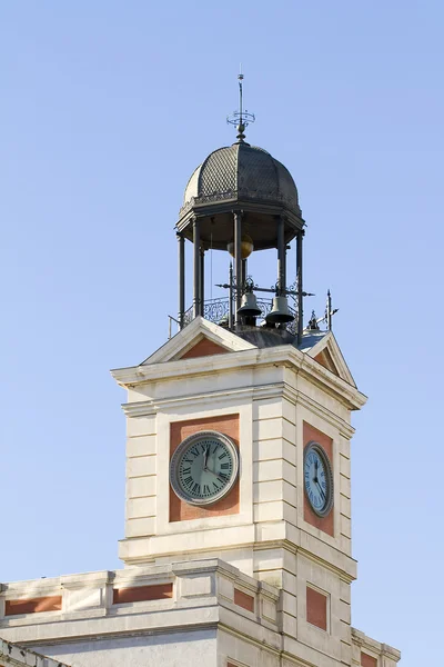 钟塔的真正 casa de correos，马德里 — 图库照片