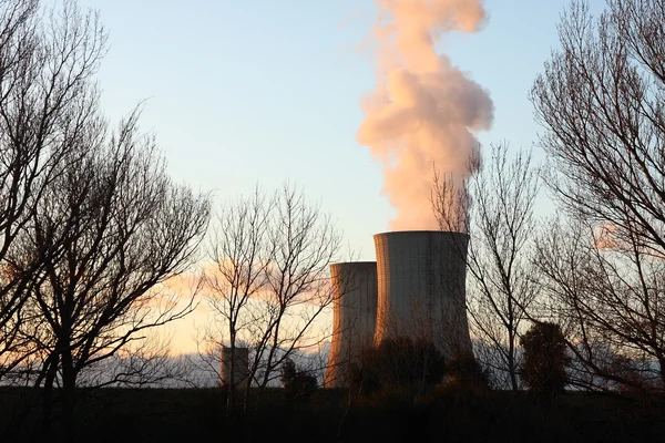 Атомна електростанція, Франції — стокове фото