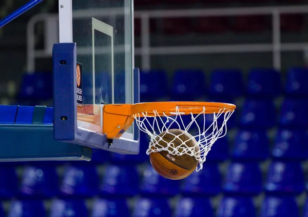 Ball inside the basket net — Stock Photo, Image