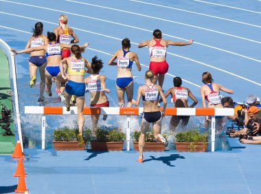 Kadınlar 3000 metre hendekli atletleri