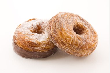 izole cronuts