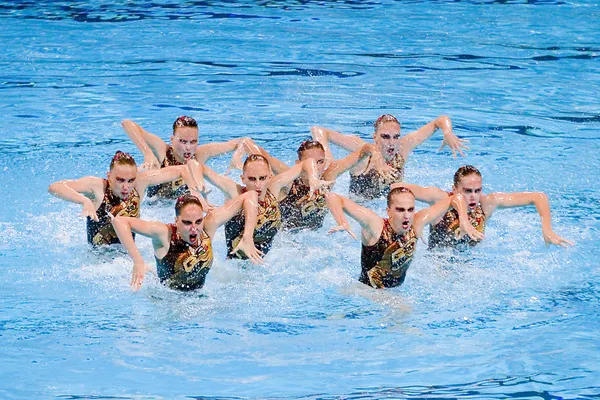 Natación sincronizada — Foto de Stock