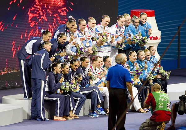 Synchronized swimming — Stock Photo, Image