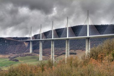 Millau Viyadüğü