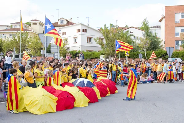 Catalanes hicieron una cadena humana de 400 km de independencia —  Fotos de Stock