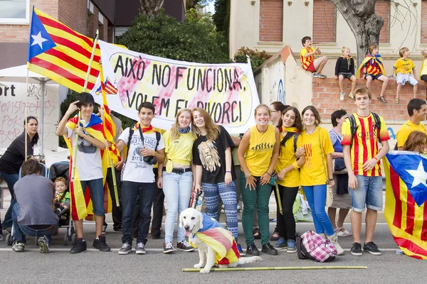 Καταλανοί έκανε μια ανθρώπινη αλυσίδα ανεξαρτησία 400 χλμ — Φωτογραφία Αρχείου