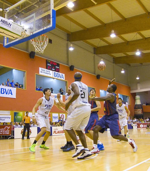 Basketbal overeenkomen met barcelona vs joventut — Stockfoto