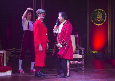 soytarı Circus gözlük
