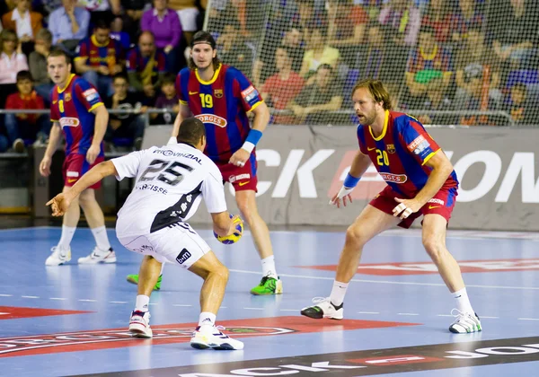 Handbal overeenkomen met fc barcelona vs kiel — Stockfoto