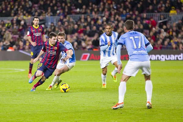 Lionel Messi a driblar — Fotografia de Stock