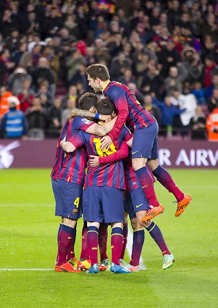 Jogadores de Barcelona comemorando um gol — Fotografia de Stock