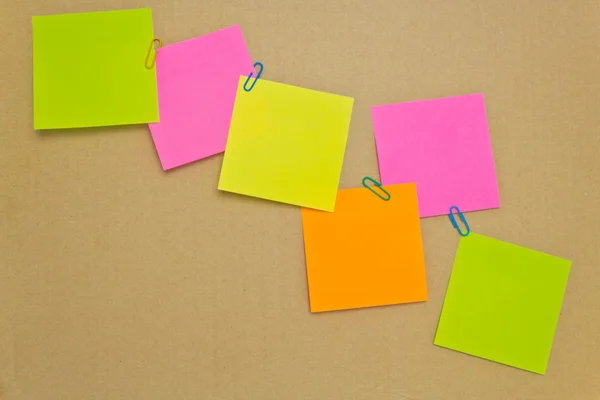 Papier pour ordinateur portable postit — Photo