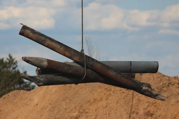 Çerniv havai fişek mangası tarafından patlamamış Rus mühimmatının imha edilmesi.