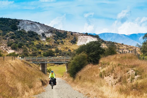 Ciclista de montanha — Fotografia de Stock