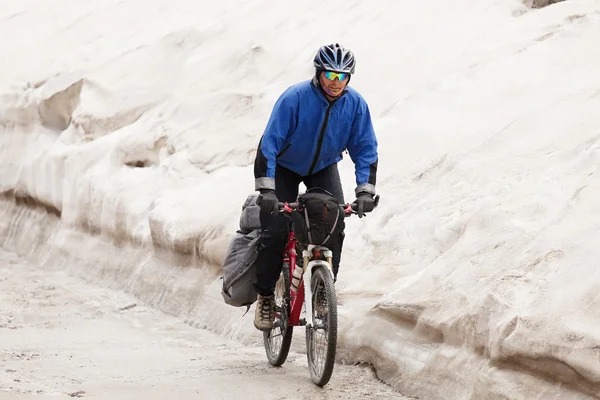 Andar de bicicleta — Fotografia de Stock