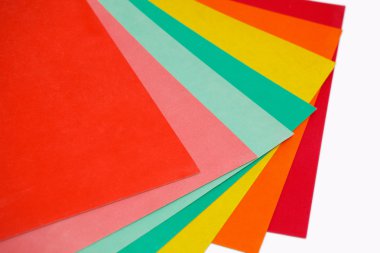 Renkli kağıt