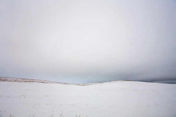 kar ve hill kış manzarası