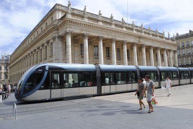 De la comedie yerleştirin