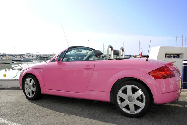 Rosa Audi TT Roadster — Fotografia de Stock