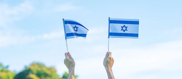 Hand Holding Israel Flag Nature Background Israel Independence Day Happy — стоковое фото