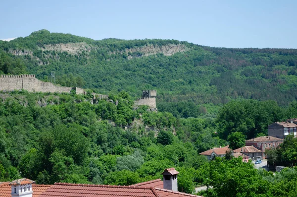 Bulgaristan Kuzeyindeki Eski Şehir Veliko Tarnovo Nun Manzarası — Stok fotoğraf