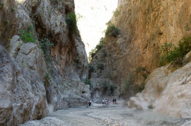 Goynuk Kanyonu 'nda renkli bir bahar sahnesi. Türkiye, Asya 'da güzel bir sabah manzarası. Doğa konseptinin güzelliği.