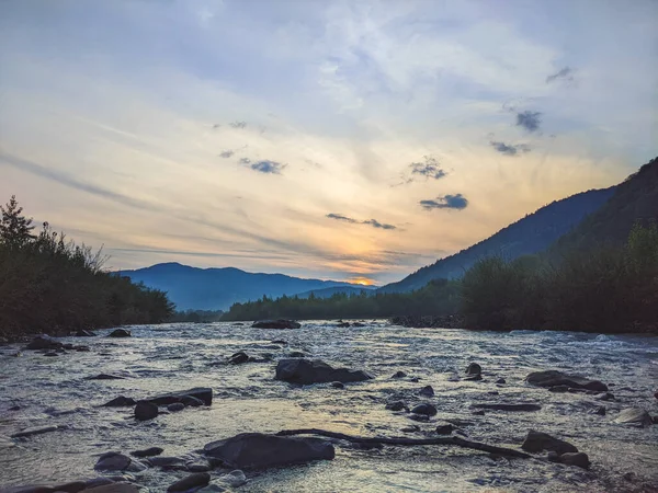 Beautiful Cloudy Sky Sunset River High Bank River Overgrown Grass — Foto Stock