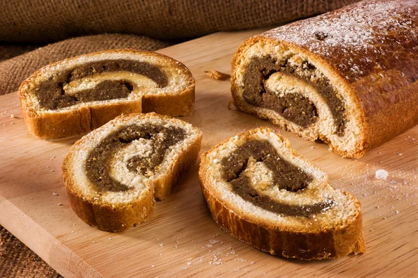 Traditional Hungarian xmas walnut rolls - bejgli — Stock Photo, Image