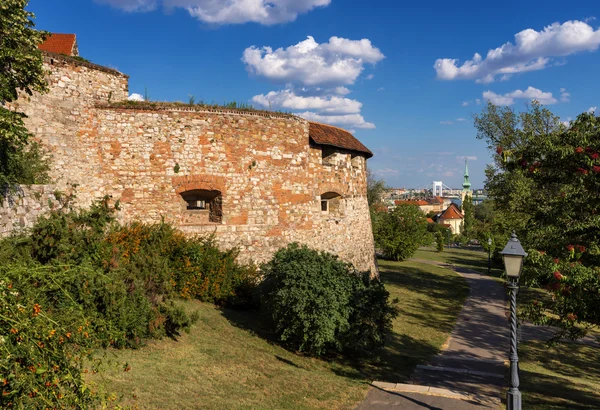 Middeleeuwse bastion "rondella" van het buda kasteel in Boedapest — Stockfoto