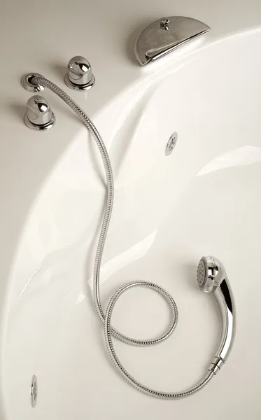 Detalle de una bañera redonda con ducha — Foto de Stock