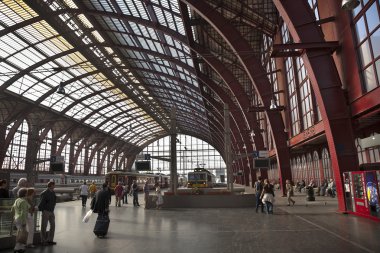 artvenpen tren istasyonu, yolcuların