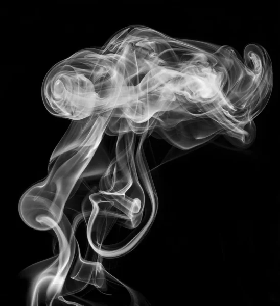 抽象的烟的孤立的黑色的背景 — 图库照片