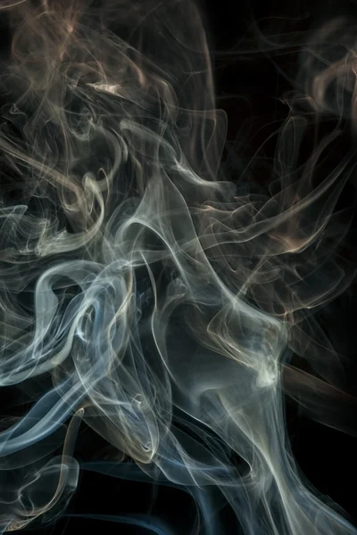 色彩抽象烟孤立黑色背景页 — 图库照片