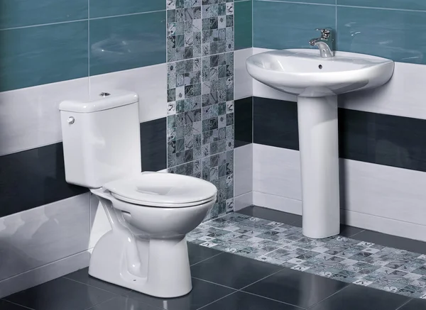 Detail of a luxurious bathroom with modern tiles — Stock Photo, Image