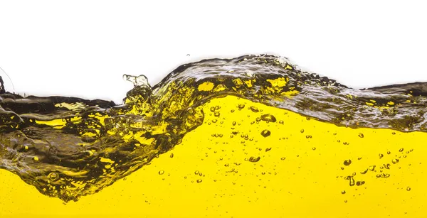 dökülen petrol soyut bir görüntü. Beyaz bir arka plan üzerinde.