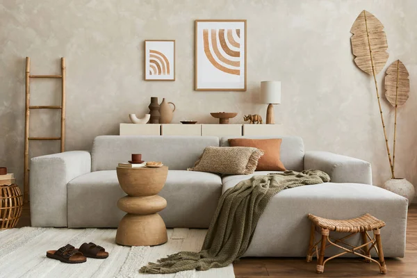 Elegante Diseño Interior Sala Estar Con Marco Póster Simulada Sofá — Foto de Stock