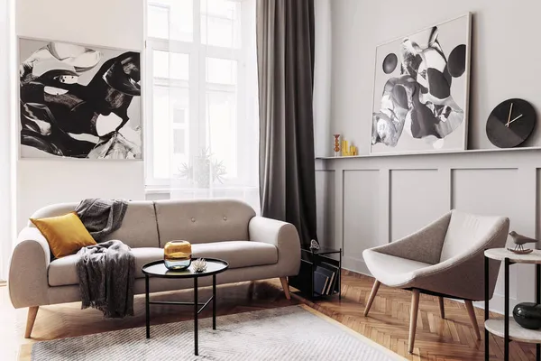 Stylowe Skandynawskie Wnętrze Domu Pokój Dzienny Projektowania Szary Sofa Fotel — Zdjęcie stockowe