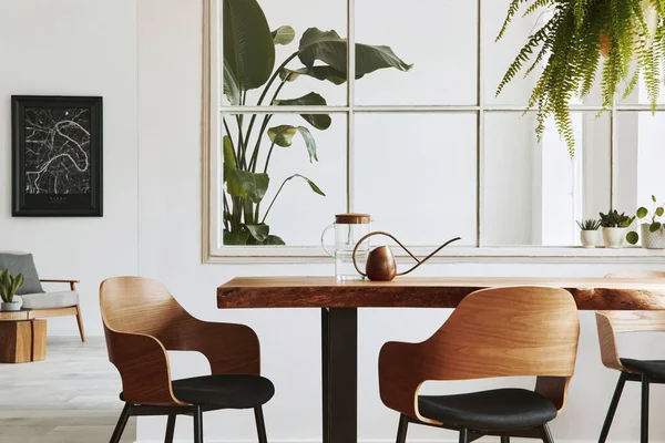 Elegante Botánica Interior Del Comedor Con Mesa Madera Artesanal Diseño — Foto de Stock