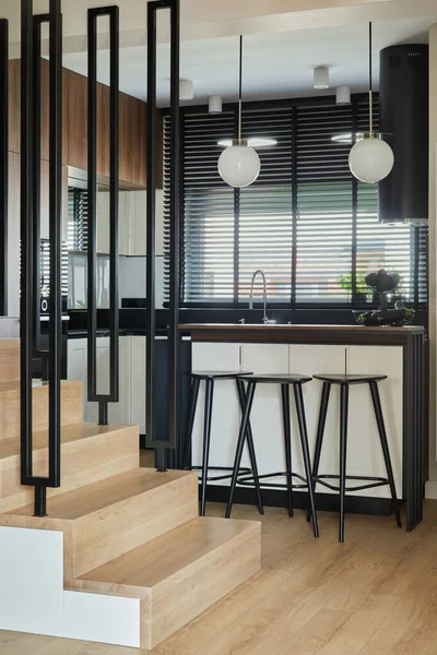 Composição Moderna Elegante Interior Cozinha Painel Com Marrom Biuld Cozinha — Fotografia de Stock