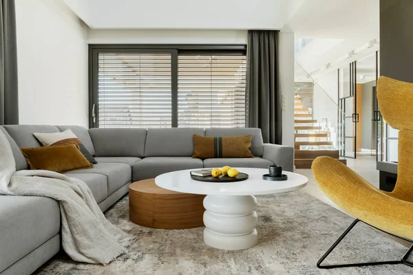 Stylish Composition Living Room Interior Corner Beige Sofa Coffee Table — Stock Photo, Image