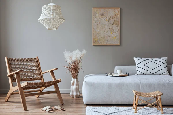 Modernes Wohnzimmerkonzept Mit Modularem Design Sofa Rattan Sessel Getrockneten Blumen — Stockfoto
