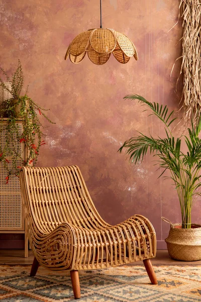 Stylish Boho Vintage Dining Room Interior Rattan Armachair Carpet Commode — Zdjęcie stockowe