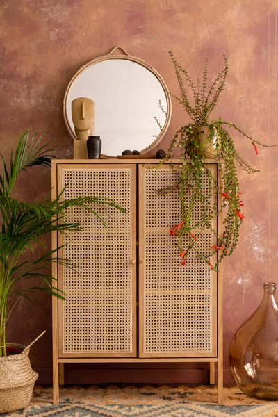Stylish Boho Vintage Dining Room Interior Rattan Commode Mirror Plants — ストック写真
